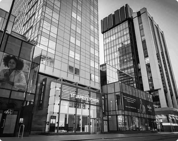 <p>Scale, infrastructure and experience to <strong>enhance your client’s case progress</strong></p>
